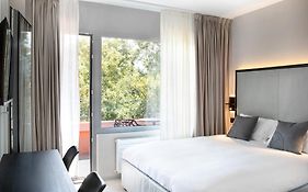 VISIONAPARTMENTS Lugano -self check-in